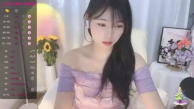 Snapshot of -Jolene-688- chatting on 02/19/25, 04:22 -Jolene-688- online show from 02/19/25, 04:22