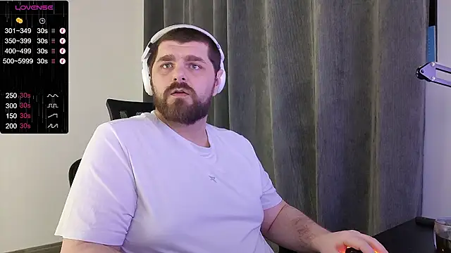 Snapshot of KingMarti chatting on 02/08/26, 02:48 KingMarti online show from 02/08/26, 02:48