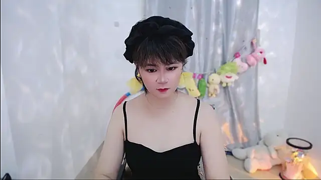 Fan ting online show from 10/14/25, 11:44