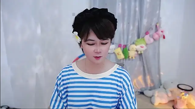 Fan ting online show from 10/19/25, 02:07