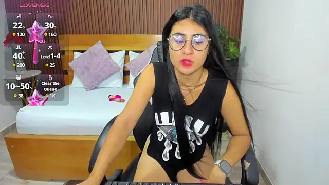 evelin leroy online show from 03/12/25, 12:04