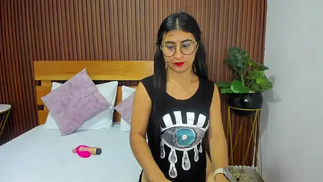 evelin leroy online show from 03/12/25, 03:07