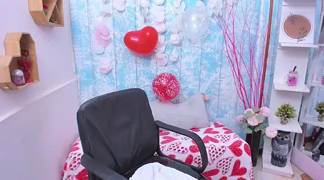 Diana serna online show from 02/14/25, 02:54