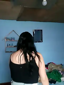 Elvishcassie  online show from 11/30/25, 06:45