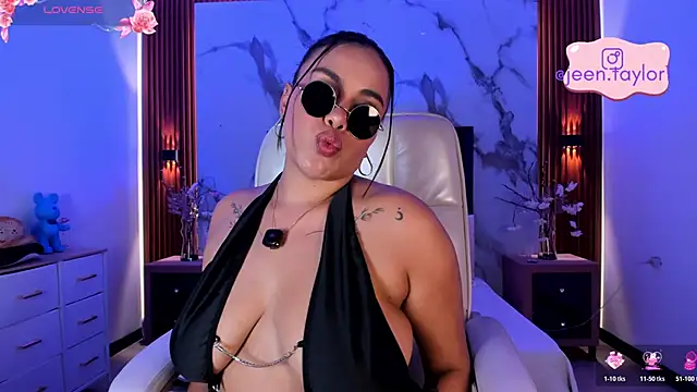 Jeen Taylor online show from 04/22/26, 08:10