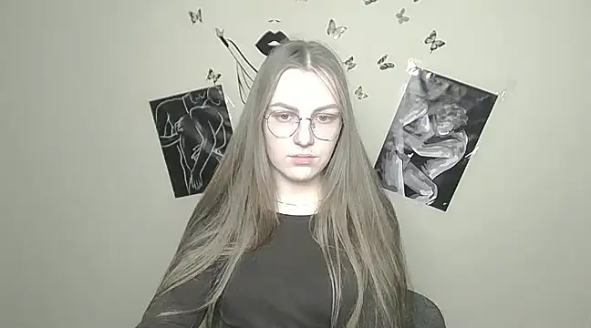 Snapshot of _AlMamiyy_ chatting on 01/30/25, 01:42 AlMamiyy online show from 01/30/25, 01:42