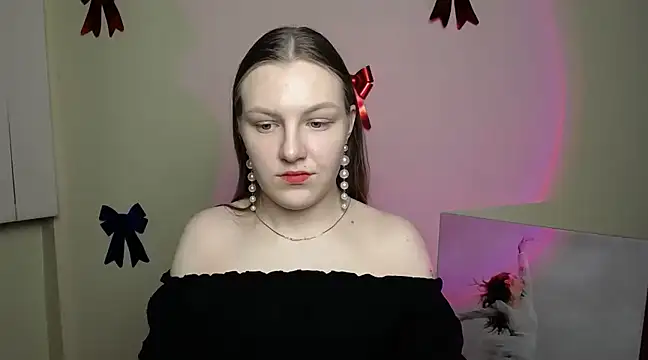 Snapshot of _AlMamiyy_ chatting on 02/10/25, 12:19 AlMamiyy online show from 02/10/25, 12:19