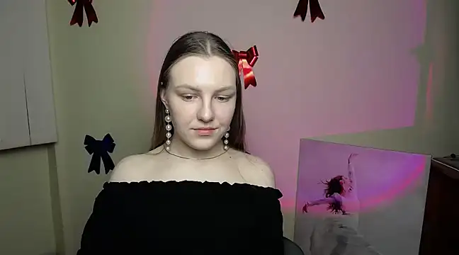 Snapshot of _AlMamiyy_ chatting on 02/10/25, 03:24 AlMamiyy online show from 02/10/25, 03:24