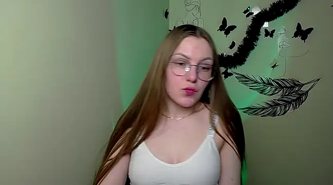 Snapshot of _AlMamiyy_ chatting on 02/12/25, 03:40 AlMamiyy online show from 02/12/25, 03:40