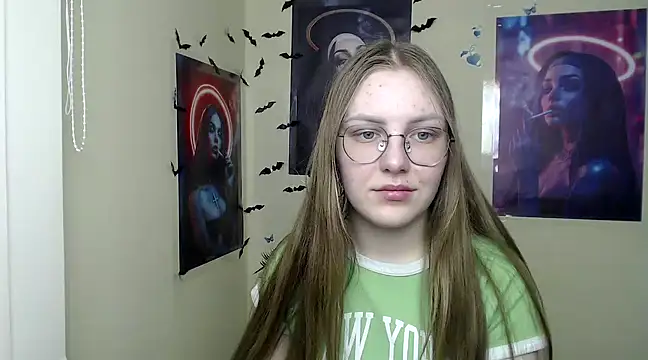 Snapshot of _AlMamiyy_ chatting on 03/15/25, 10:57 AlMamiyy online show from 03/15/25, 10:57