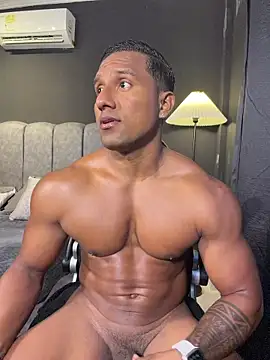 Snapshot of CallumMuscle chatting on 01/16/26, 03:05 CallumMuscle online show from 01/16/26, 03:05