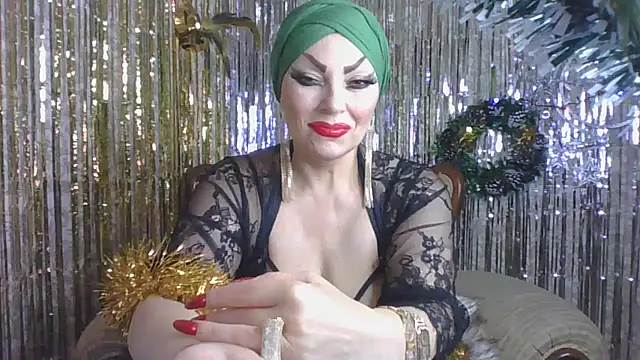 Snapshot of Izabella_gold chatting on 12/26/24, 11:46 Izabella gold online show from 12/26/24, 11:46