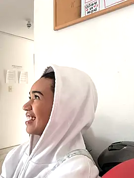 evafoxs online show from 12/01/25, 07:19