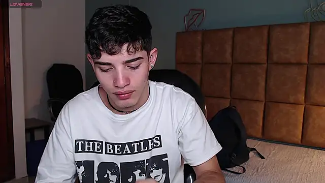 AlejooTwink online show from 02/03/25, 07:10