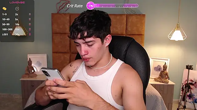 AlejooTwink online show from 02/28/25, 06:41