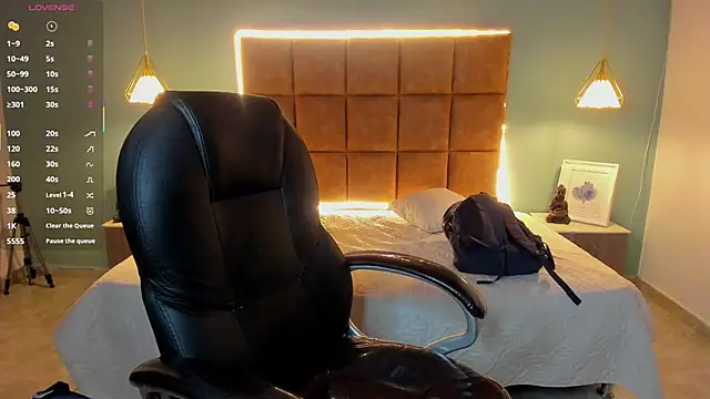 AlejooTwink online show from 09/29/25, 07:40