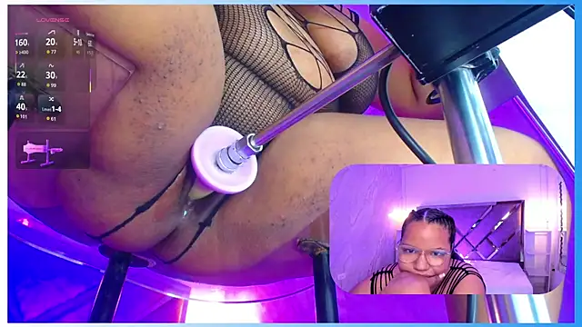 Snapshot of MhiaRey chatting on 05/12/26, 01:19 MhiaRey online show from 05/12/26, 01:19