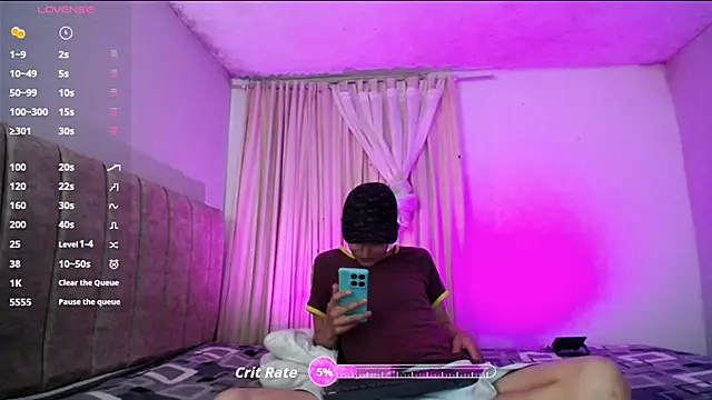 Yellowpokemon23 online show from 04/21/26, 08:23