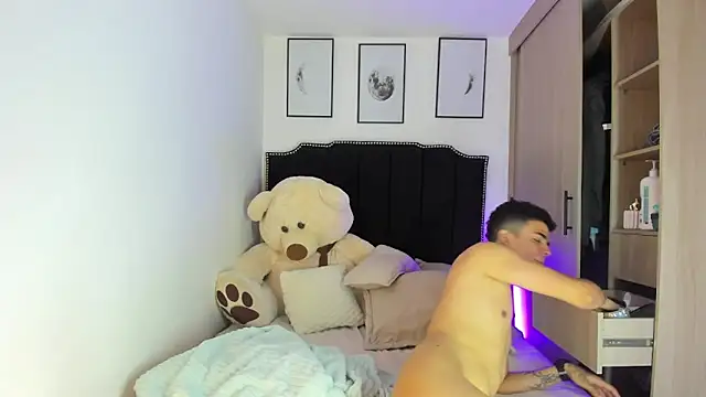 Leo bunny hot online show from 12/19/24, 10:21