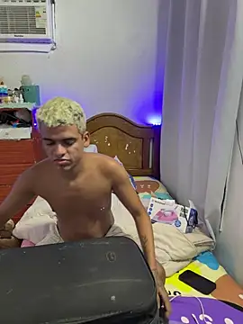 Leo bunny hot online show from 10/23/25, 10:19