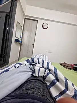 Snapshot of vivanpraj999 chatting on 11/08/25, 03:45 vivanpraj999 online show from 11/08/25, 03:45