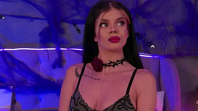 IvyRaven online show from 10/21/25, 05:46