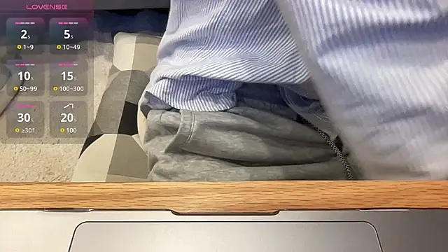 kimkim123123 online show from 02/13/25, 01:37