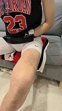 kimkim123123 online show from 02/27/25, 10:26