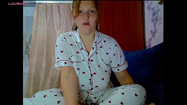 Snapshot of Aria__Dark chatting on 09/18/25, 10:34 Aria  Dark online show from 09/18/25, 10:34