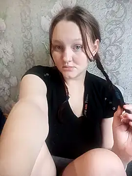 Aria  Dark online show from 11/06/25, 10:49