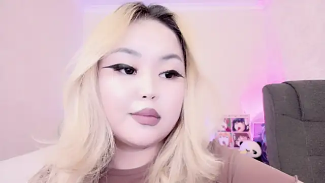 amelia sunlight online show from 02/10/25, 12:30