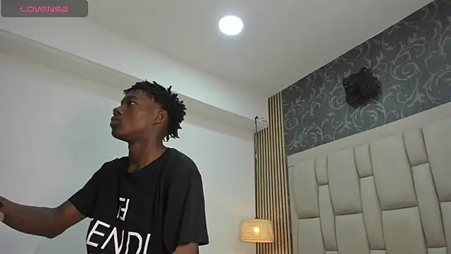 Snapshot of chimi88 chatting on 02/20/25, 11:20 chimi88 online show from 02/20/25, 11:20