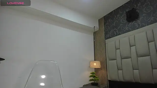 Snapshot of chimi88 chatting on 02/25/25, 11:41 chimi88 online show from 02/25/25, 11:41