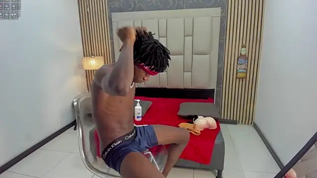 Snapshot of chimi88 chatting on 09/20/25, 11:22 chimi88 online show from 09/20/25, 11:22