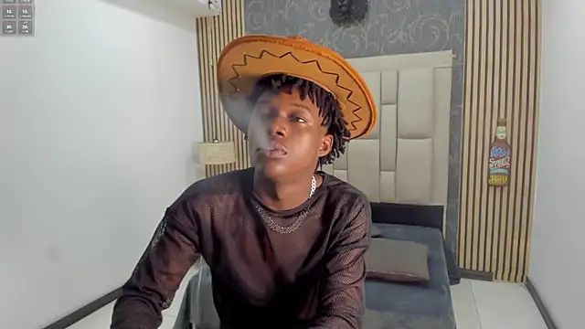 Snapshot of chimi88 chatting on 09/23/25, 11:24 chimi88 online show from 09/23/25, 11:24