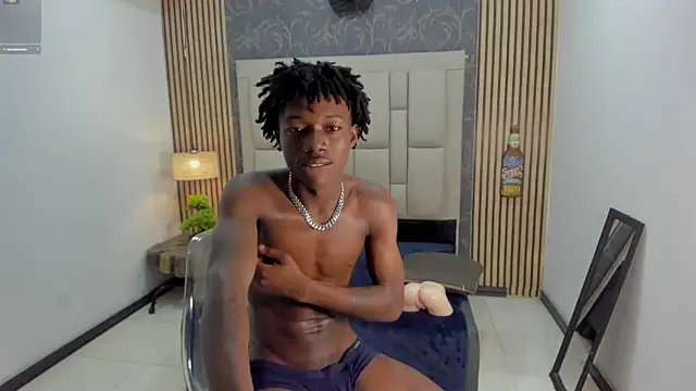 Snapshot of chimi88 chatting on 09/27/25, 11:48 chimi88 online show from 09/27/25, 11:48