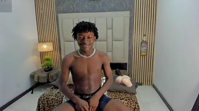 Snapshot of chimi88 chatting on 09/30/25, 11:37 chimi88 online show from 09/30/25, 11:37