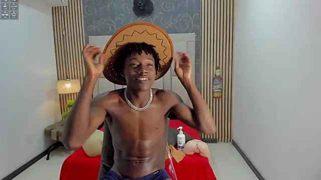 Snapshot of chimi88 chatting on 10/03/25, 12:02 chimi88 online show from 10/03/25, 12:02