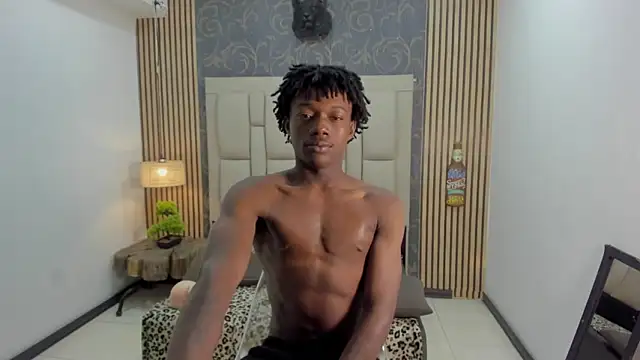 Snapshot of chimi88 chatting on 10/16/25, 11:44 chimi88 online show from 10/16/25, 11:44