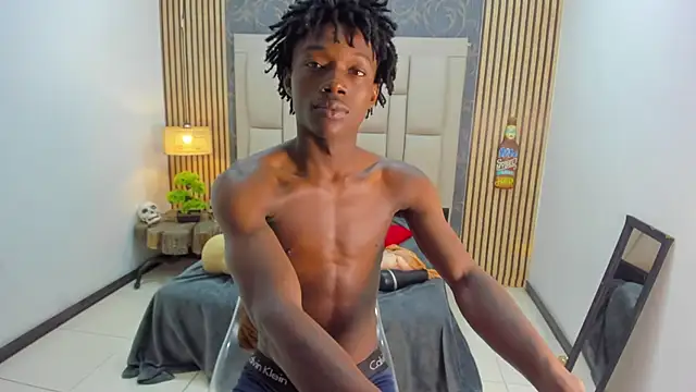 Snapshot of chimi88 chatting on 11/01/25, 12:18 chimi88 online show from 11/01/25, 12:18