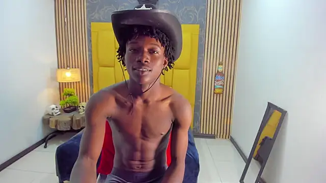 Snapshot of chimi88 chatting on 11/24/25, 11:54 chimi88 online show from 11/24/25, 11:54