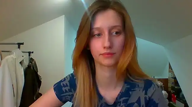 LUNA delight online show from 02/17/25, 04:04