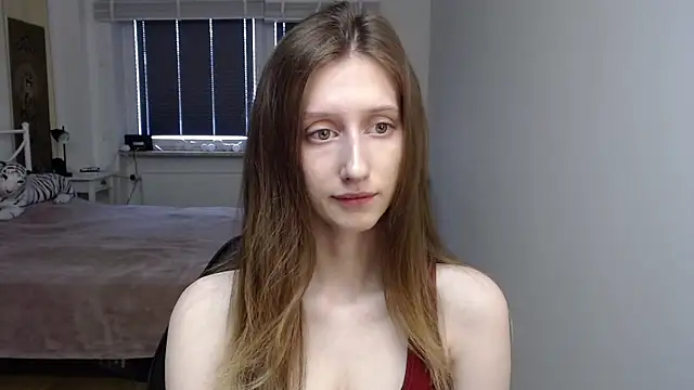 LUNA delight online show from 04/17/26, 05:54