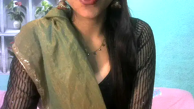 Snapshot of nanhi_munni chatting on 02/10/26, 01:37 nanhi munni online show from 02/10/26, 01:37