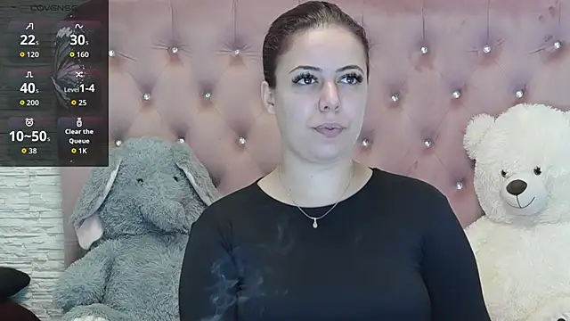 Snapshot of SophiaStarr chatting on 09/18/25, 06:21 SophiaStarr online show from 09/18/25, 06:21