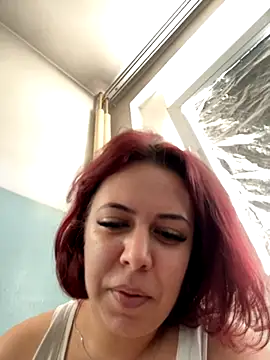 Snapshot of SophiaStarr chatting on 09/21/25, 05:31 SophiaStarr online show from 09/21/25, 05:31
