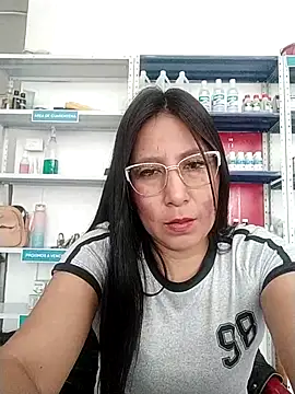 Snapshot of Megan_jennerr chatting on 03/03/25, 02:37 Megan jennerr online show from 03/03/25, 02:37