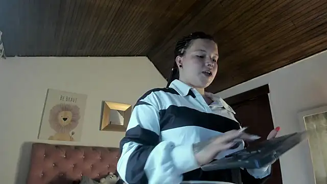 CelessteRedds online show from 01/06/26, 11:47