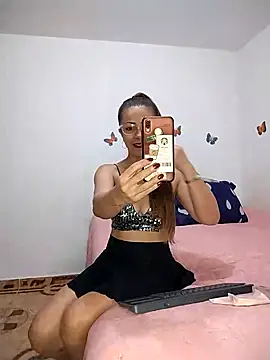 Snapshot of Venus-Wood chatting on 01/09/25, 08:55 Venus-Wood online show from 01/09/25, 08:55