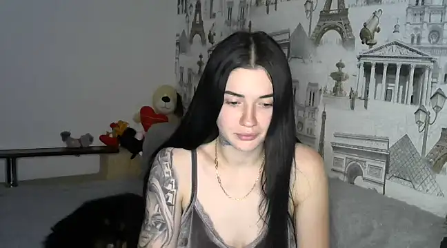 Snapshot of Liana_diva chatting on 12/18/24, 11:08 Liana diva online show from 12/18/24, 11:08